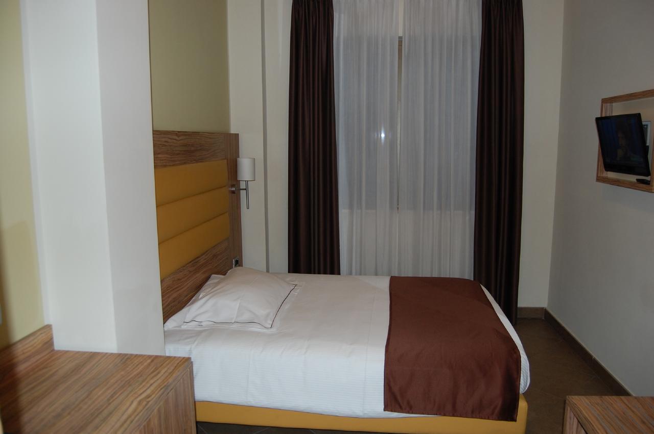 Giga Hotel Villa Santa Lucia Extérieur photo